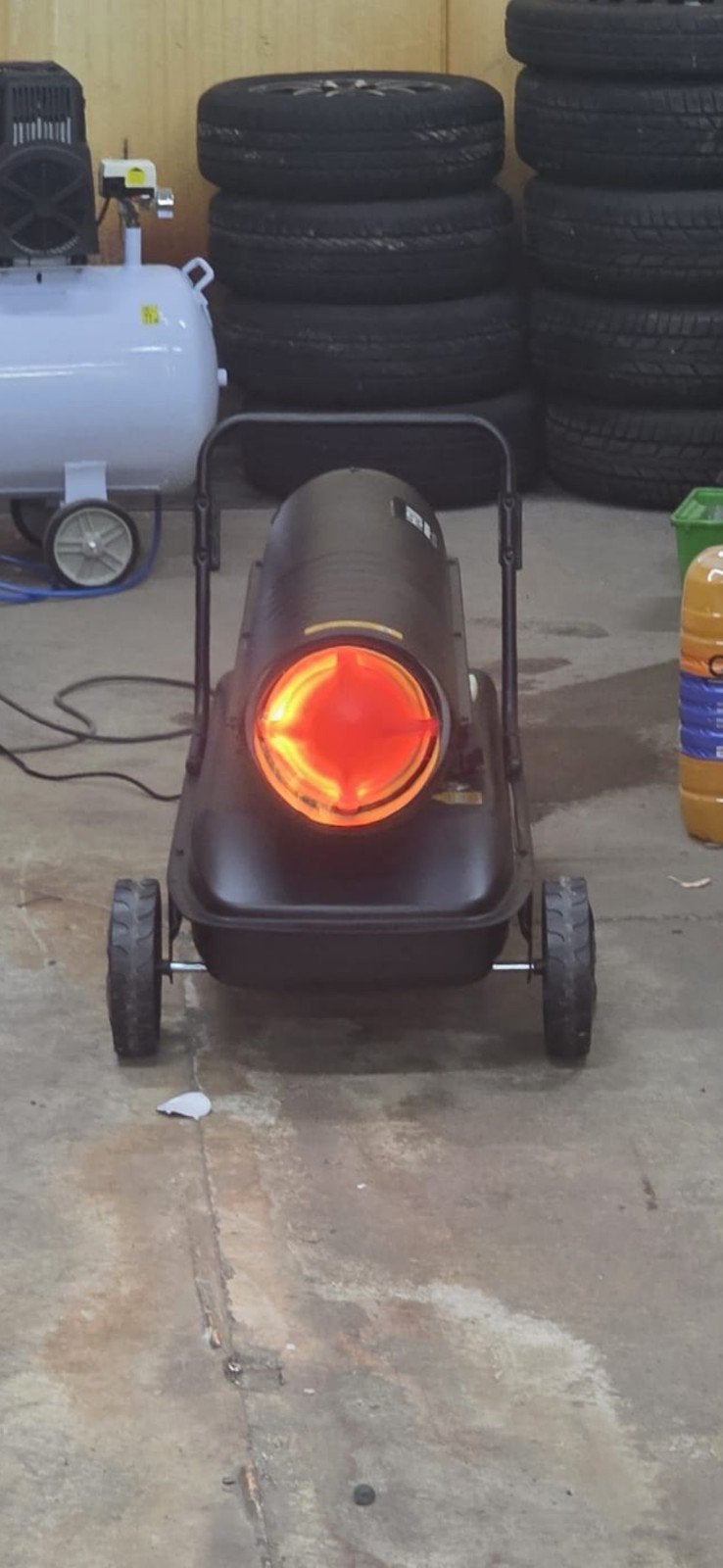 HBM Verrijdbare Dieselheater 50000 Watt, Ophalen of Verzenden, Gebruikt, 800 watt of meer, Kachel