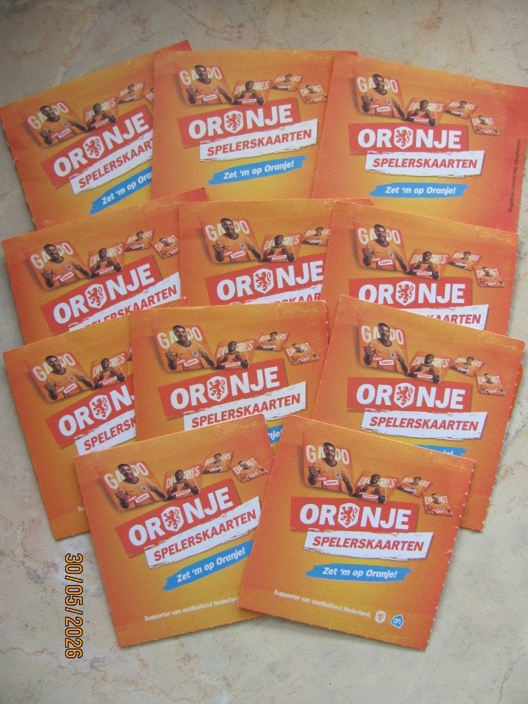 NIEUW 21x ORANJE supermarkt VOETBAL actie SPELERSKAARTEN AH, Verzamelen, Supermarktacties, Albert Heijn, Ophalen of Verzenden