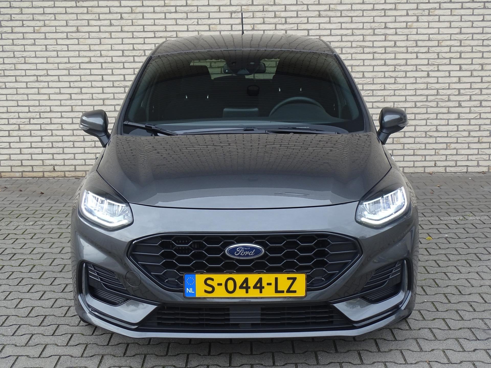 Ford Fiesta 1.0 Turbo 125pk Mild Hybride ST-Line X Automaat, 12 maanden, Bedrijf, 19 km/l, Zilver of Grijs