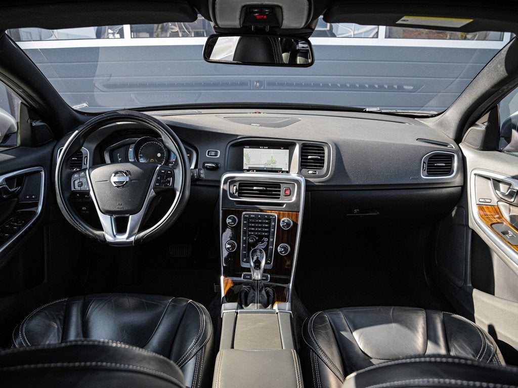 Volvo V60 2.4 D6 AWD Plug-In Hybrid Summum | Leder | Schuifd, Auto's, Automaat, Zwart, Zwart, 11 kWh