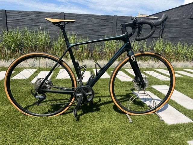 Scott Addict 10 Disc Carbon Ultegra – Racing Green, Fietsen en Brommers, Fietsen | Racefietsen, Carbon, 10 tot 15 versnellingen