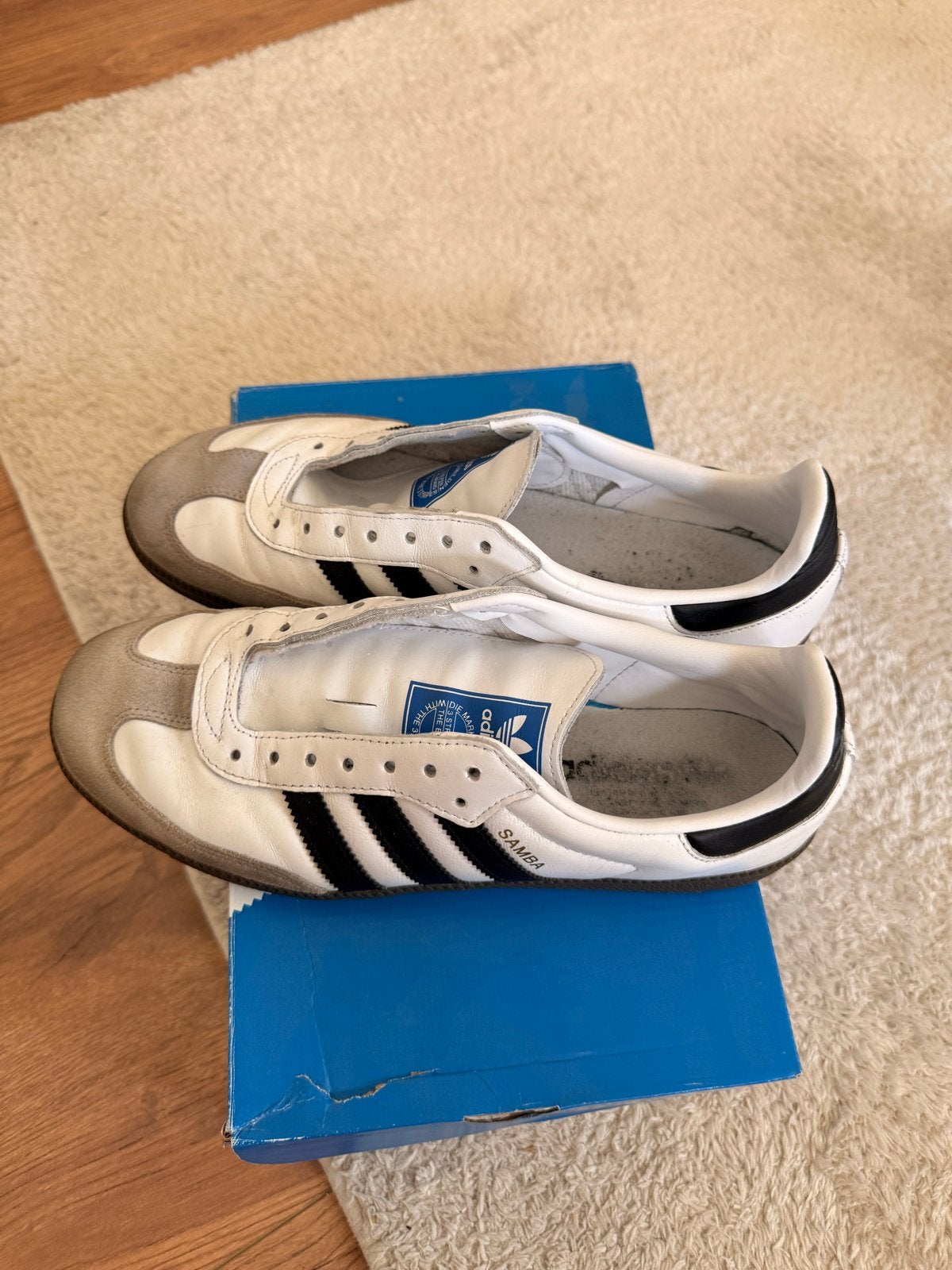 Adidas Samba OG Sneakers - Wit met Zwarte Strepen, Ophalen of Verzenden, Gedragen, Wit, Sneakers of Gympen