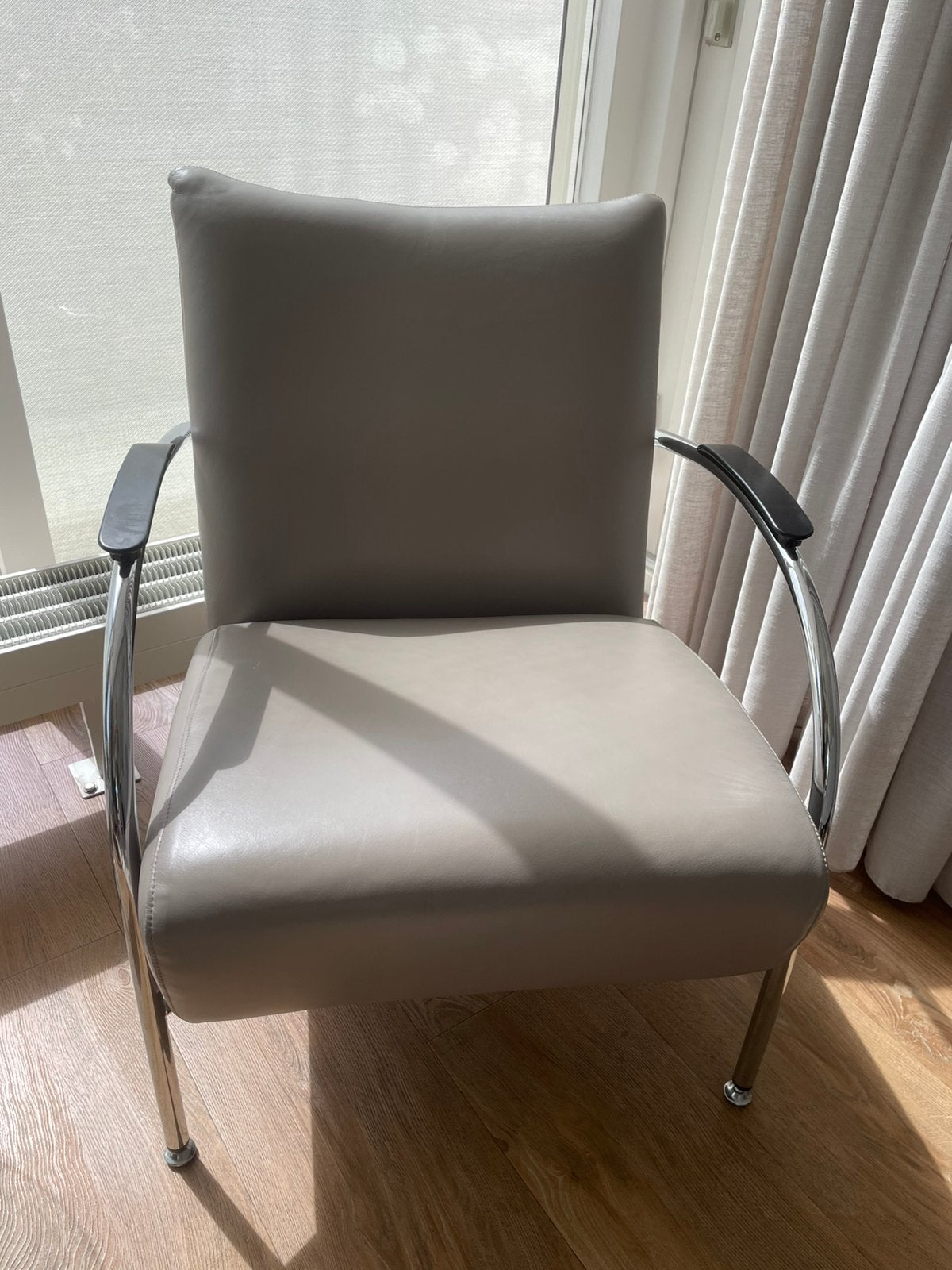 Gispen fauteuils 2 stuks, Ophalen, Zo goed als nieuw, 50 tot 75 cm, Leer