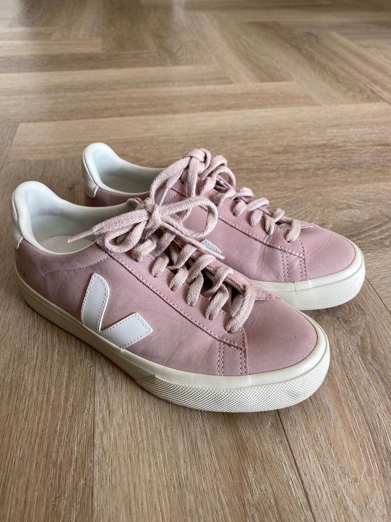 Veja sneaker roze maat 38 zgan, Kleding | Dames, Schoenen, Veja, Ophalen of Verzenden, Roze, Sneakers of Gympen