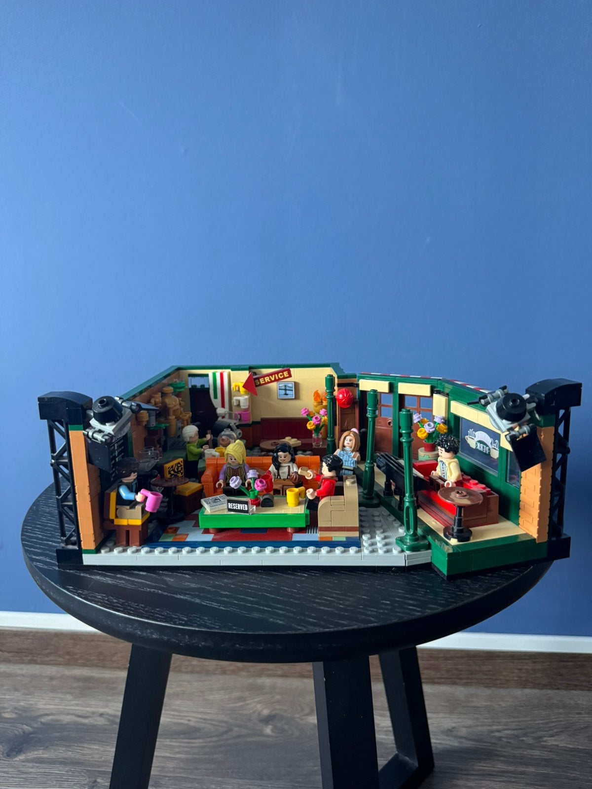 LEGO Ideas Central Perk (Friends) 21319, Ophalen of Verzenden, Zo goed als nieuw, Complete set, Lego