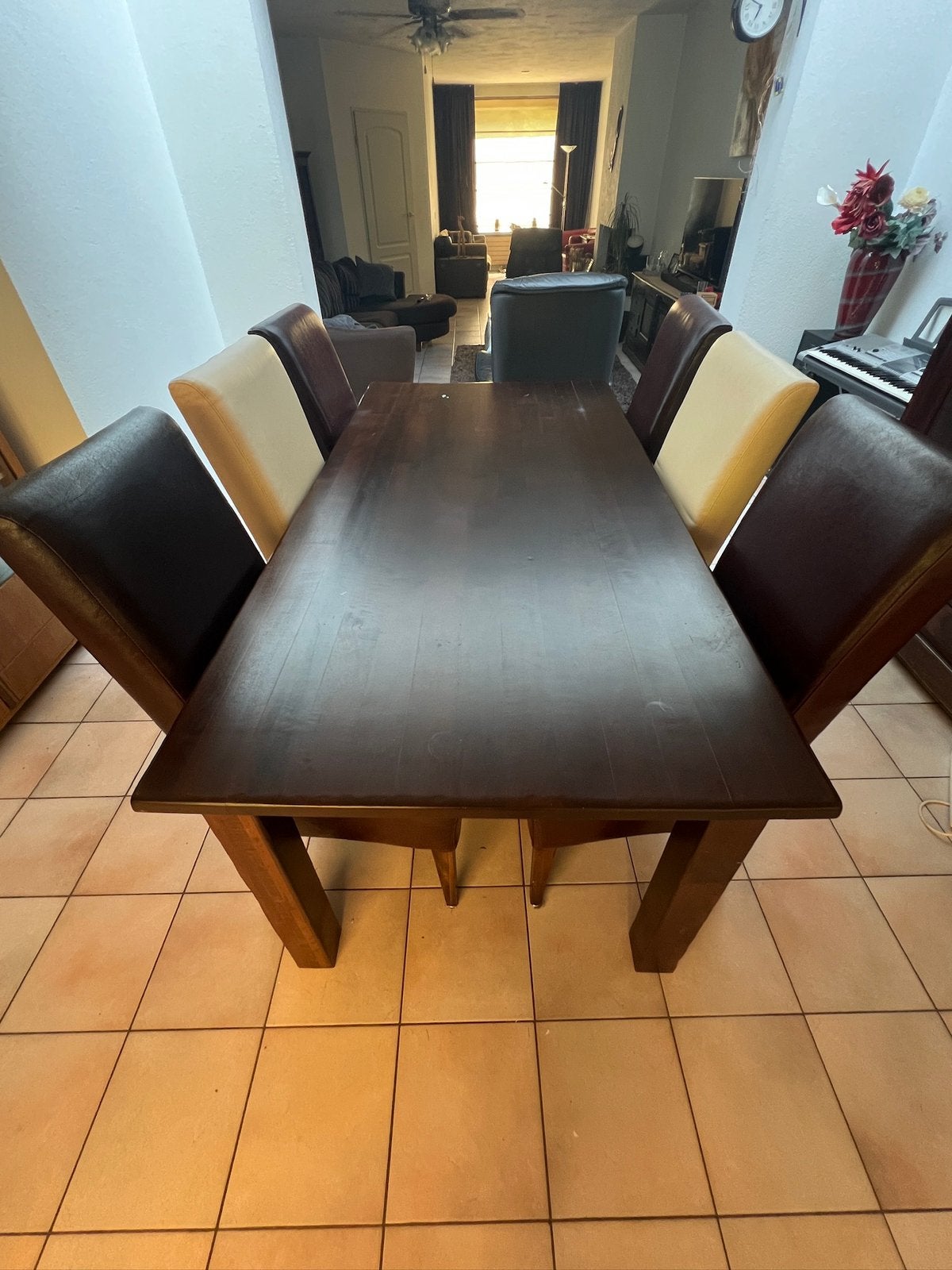 Massief houten eettafel, Huis en Inrichting, Ophalen, 200 cm of meer, 50 tot 100 cm, Zo goed als nieuw