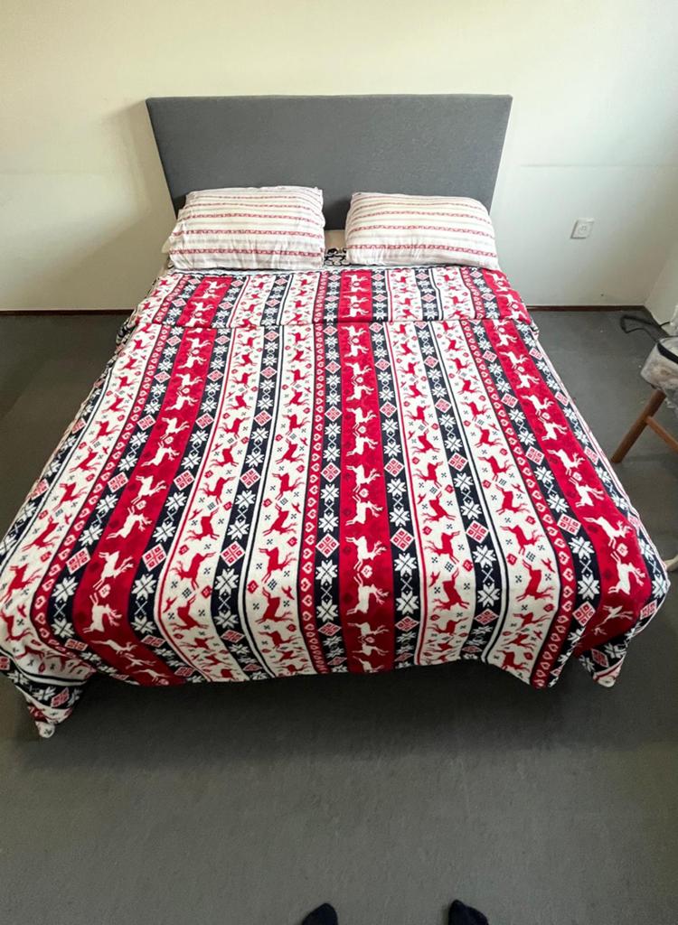 2 persoons bed, Huis en Inrichting, Ophalen, Gebruikt, Tweepersoons, Zwart