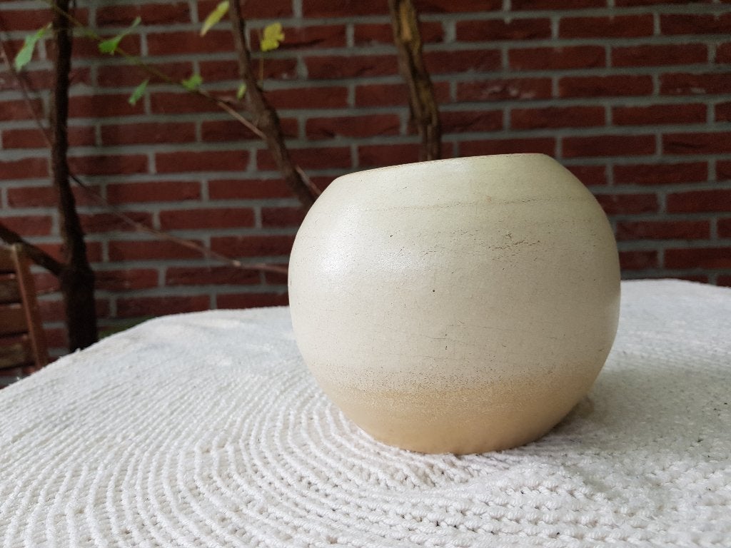 Vintage keramieken bolvaas - Gubbels Helden, Antiek en Kunst, Verzenden