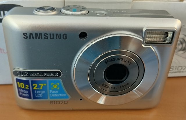 Samsung s1070 10mpixel digitale compact camera, Audio, Tv en Foto, Ophalen of Verzenden, Nieuw, Samsung, 8 keer of meer