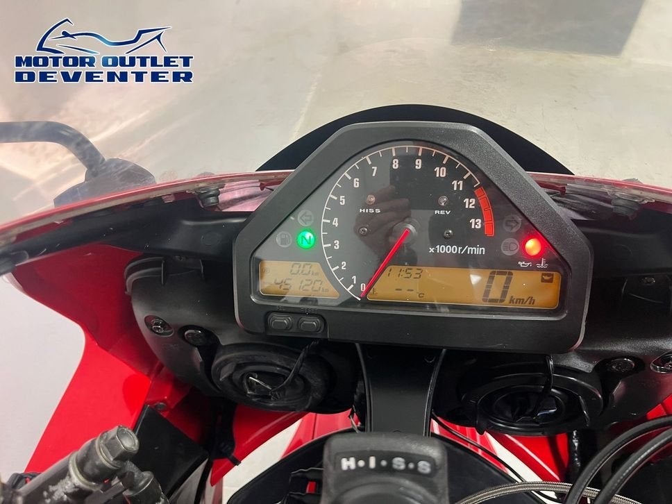 Mooie HONDA CBR 1000 RR FIREBLADE CBR1000RR  (bj 2004), HONDA, 4 cilinders, Motorrijbewijs A, Bedrijf
