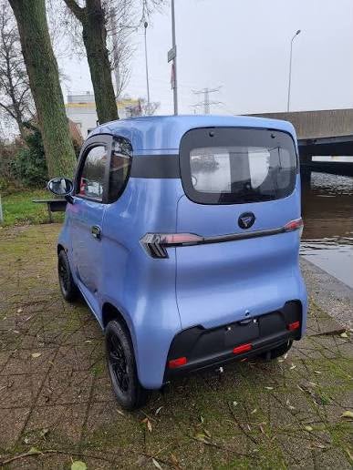Move e4 nieuw met airco en litium accu garantie factuur, Diversen, Ophalen, Zo goed als nieuw, 46 km of meer, 16 km/u of meer