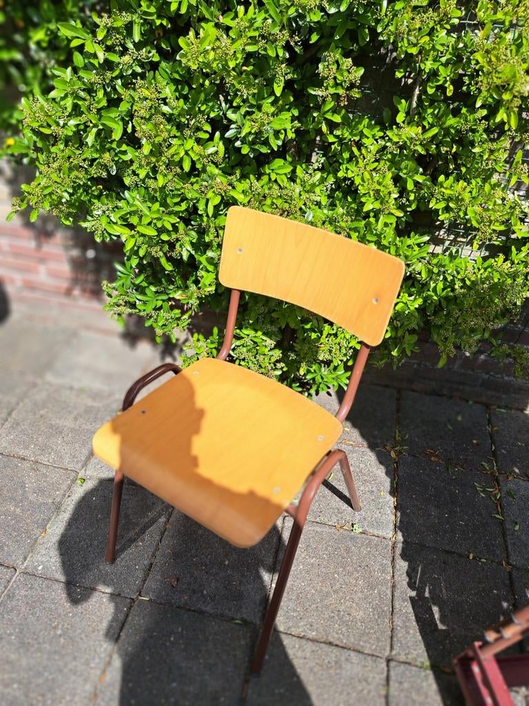 Stoelen stapelbaar., Ophalen, Gebruikt, Hout, Stapelbaar