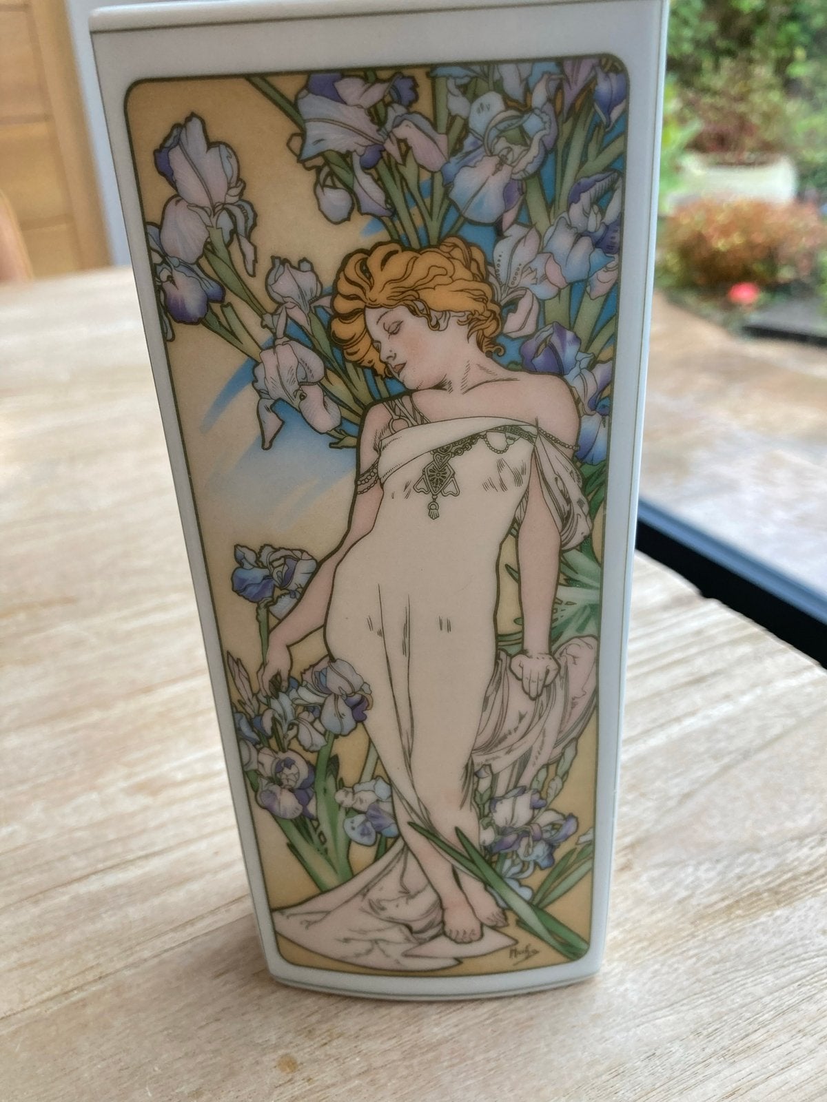 Hutschenreuther Alfons Mucha 'Die Blumen' Porseleinen Vaas, Antiek en Kunst, Ophalen of Verzenden