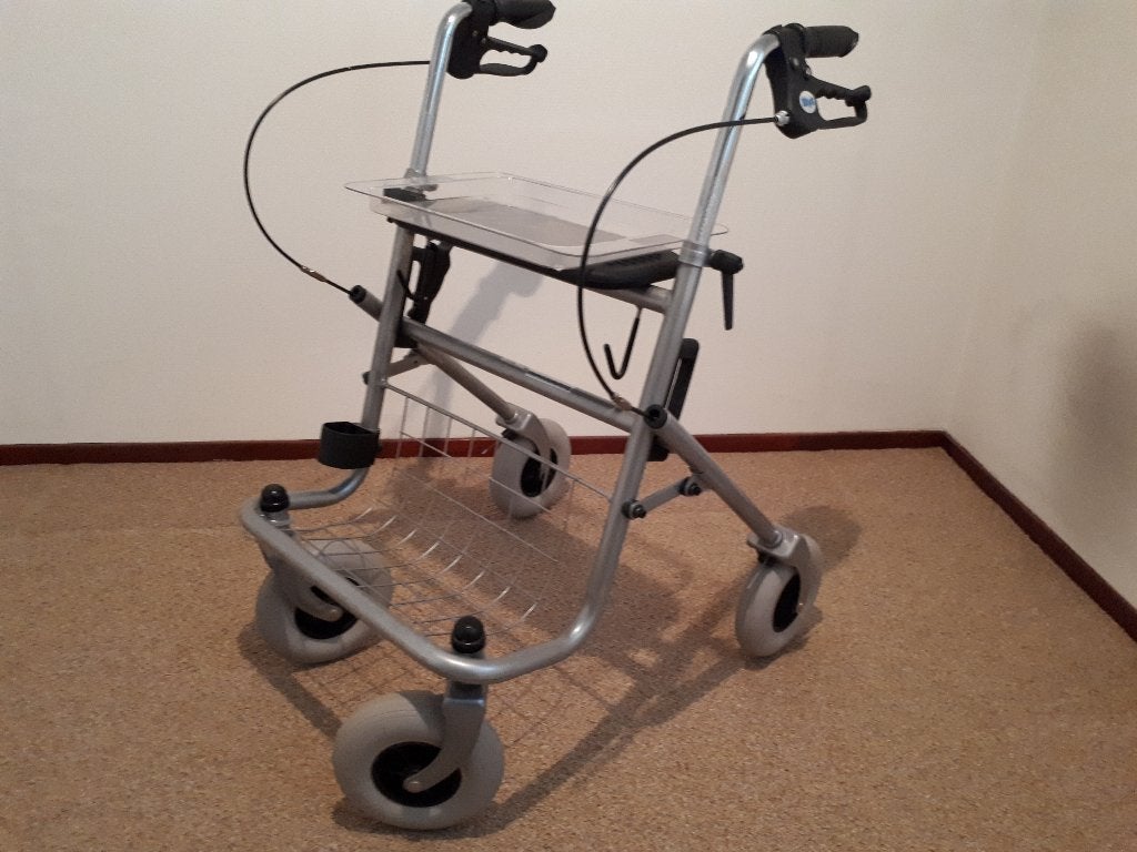 Rollator, 2 stuks, Diversen, Ophalen, Opvouwbaar, Gebruikt