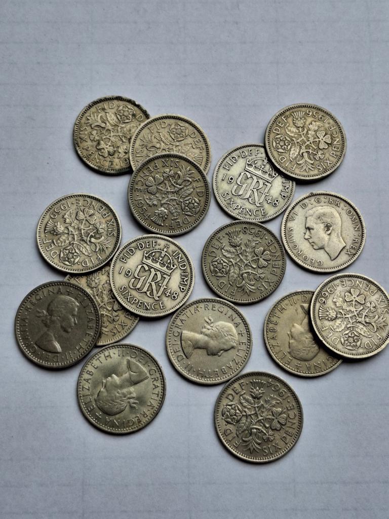 Six Pence 16 stuks - diverse jaartallen, Postzegels en Munten, Ophalen of Verzenden, Nederland, Munten