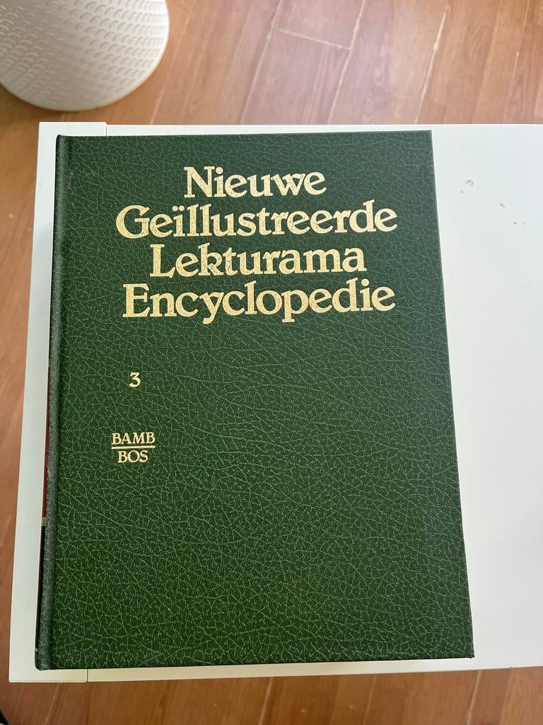 Nieuwe Geïllustreerde Lekturama Encyclopedie 3-delig, Boeken, Encyclopedieën, Ophalen, Gelezen, Algemeen, Complete serie