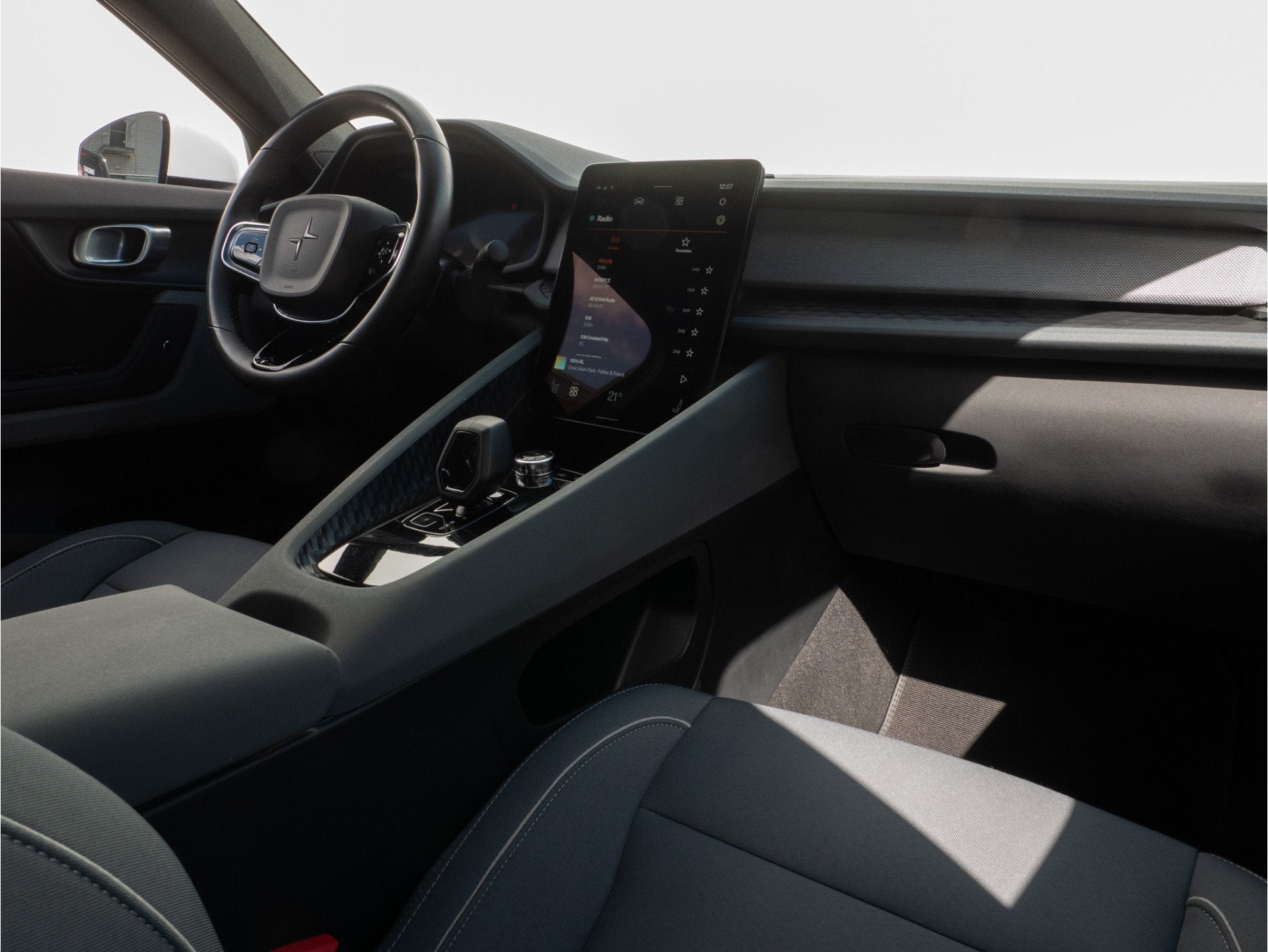Polestar 2 Standard Range Single Motor 69 kWh SOH 92% Nieuw, Auto's, Automaat, Polestar 2, Gebruikt, Zwart