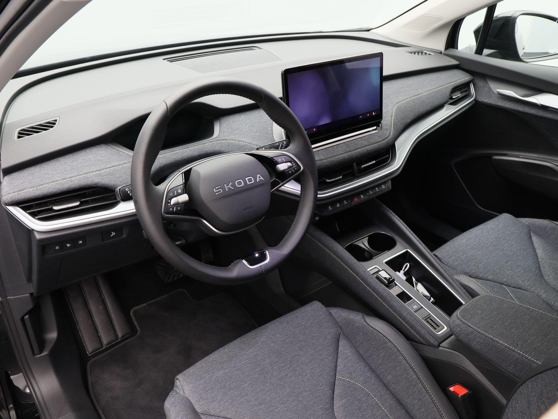 Skoda Elroq 60 Business Edition 204 Pk | Matrix LED | 19 Inc, Auto's, Automaat, Achterwielaandrijving, Gebruikt, 204 pk