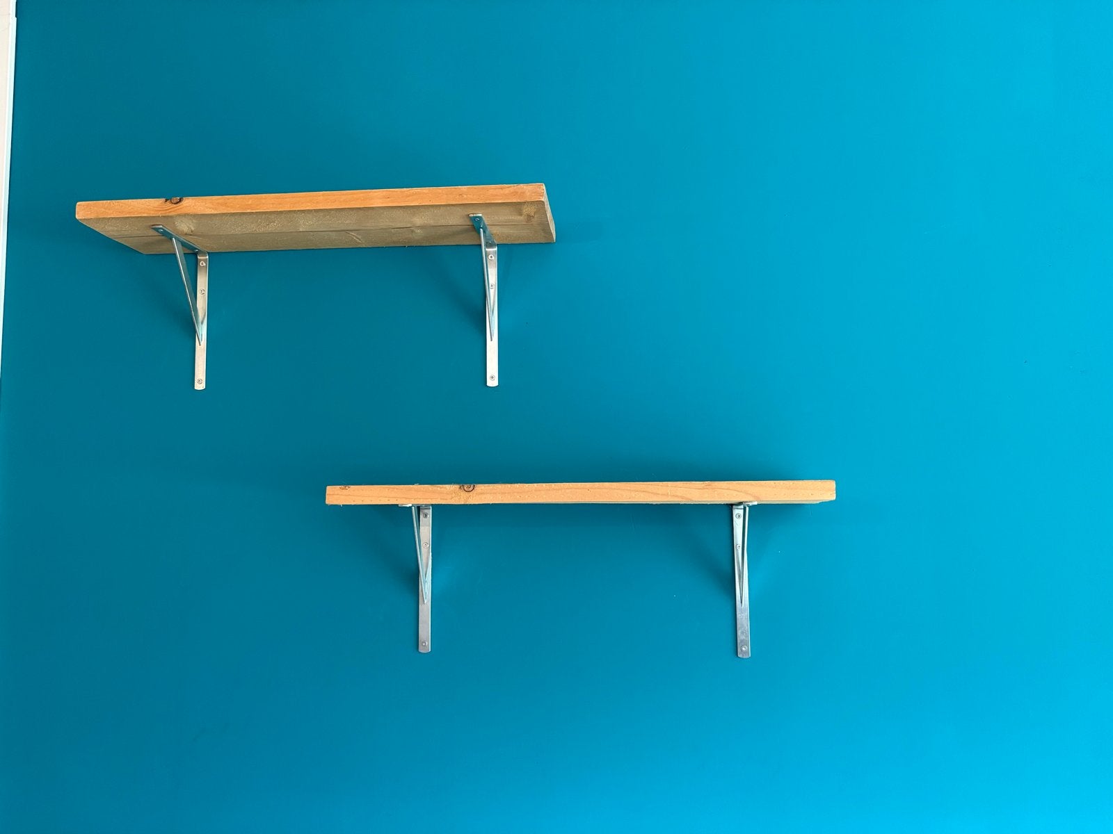 2 Steigerhouten Planken - Leuk voor aan de muur!, Ophalen, Zo goed als nieuw