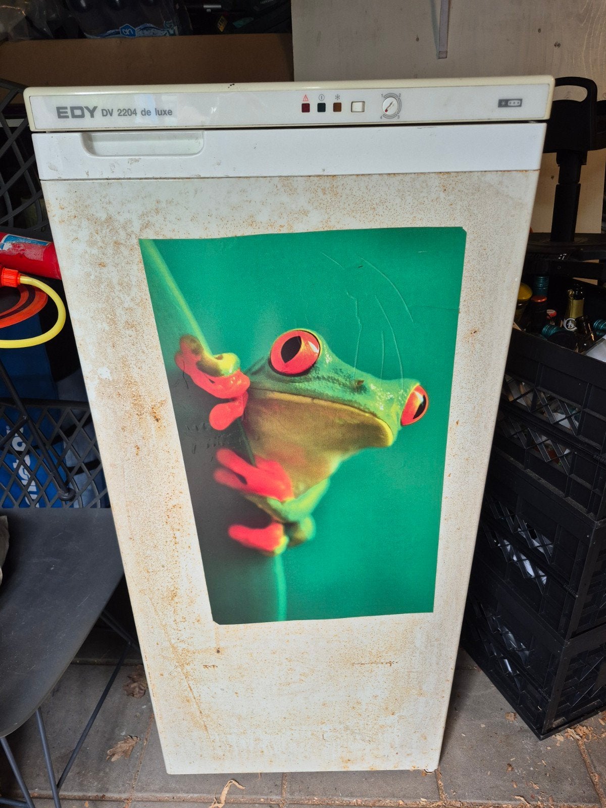 Defecte EDY vriezer - gratis af te halen voor oud ijzer, Witgoed en Apparatuur, Koelkasten en IJskasten, Ophalen, 200 liter of meer
