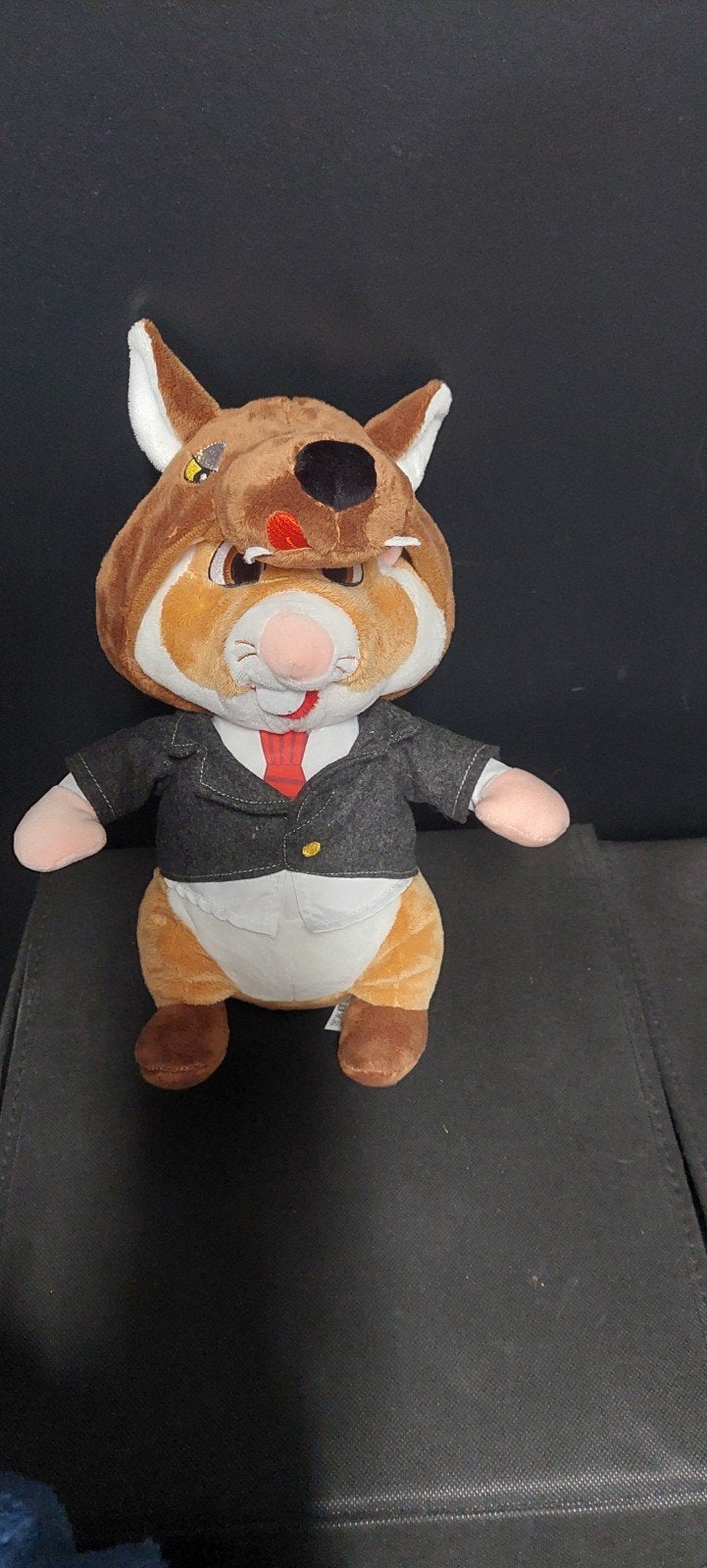 Hamster knuffel met wolf pakje, Hamster, Ophalen of Verzenden, Zo goed als nieuw, Middelgroot (20 tot 80 cm)