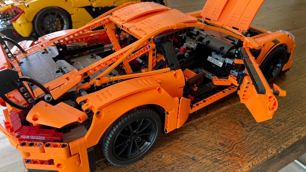 Lego Technic Porsche 911 GT3 RS (Oranje), Auto, Groter dan 1:32, Zo goed als nieuw, Ophalen