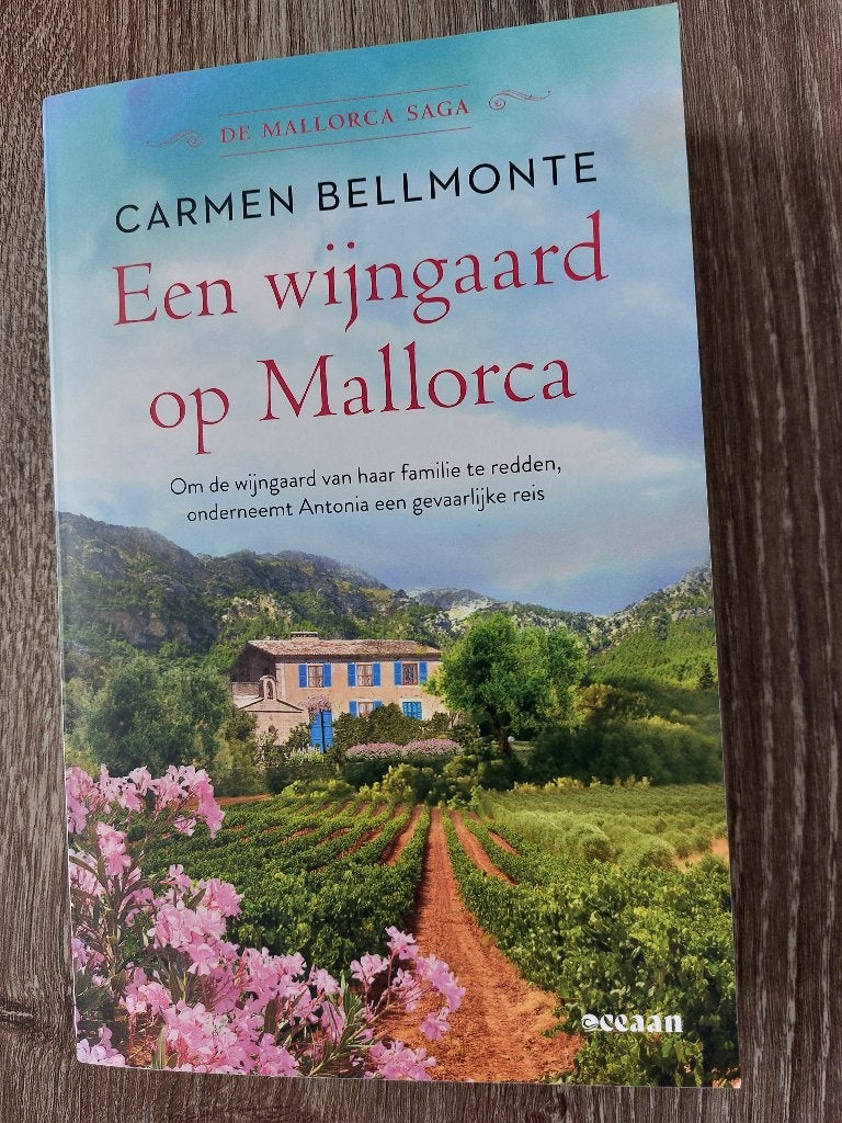 Romans van Carmen Bellmonte (serie van 3), Boeken, Ophalen of Verzenden, Zo goed als nieuw, Carmen Bellmonte