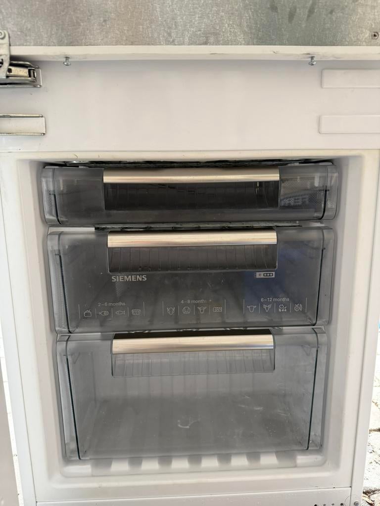 Siemens KI38VA50 Inbouw Koel-vriescombinatie - Goed Werkend, Witgoed en Apparatuur, Koelkasten en IJskasten, 200 liter of meer