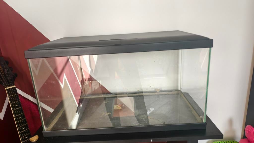 Aquarium zonder verlichting gratis op te halen., Dieren en Toebehoren, Ophalen, Zo goed als nieuw, Leeg aquarium