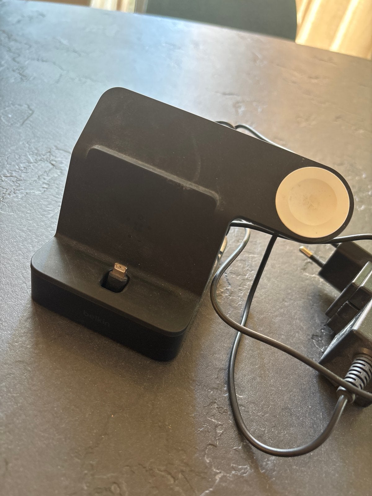 Belkin laadstation telefoon - horloge, Telecommunicatie, Mobiele telefoons | Telefoon-opladers, Universeel, Lightning, Oplaadstation