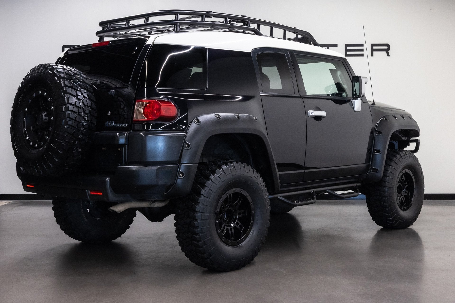 Toyota FJ Cruiser VVT-i V6 Btw auto, Fiscale waarde € 8.00, Automaat, Stof, Gebruikt, 4000 cc