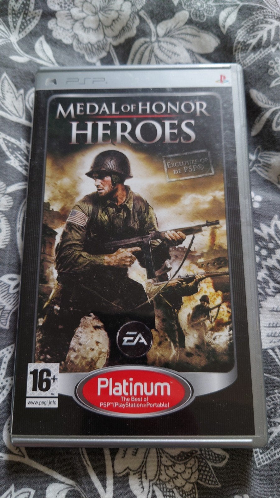 Medal of Honor Heroes PSP Platinum - Zo goed als nieuw, Online, Shooter, 1 speler, Ophalen of Verzenden