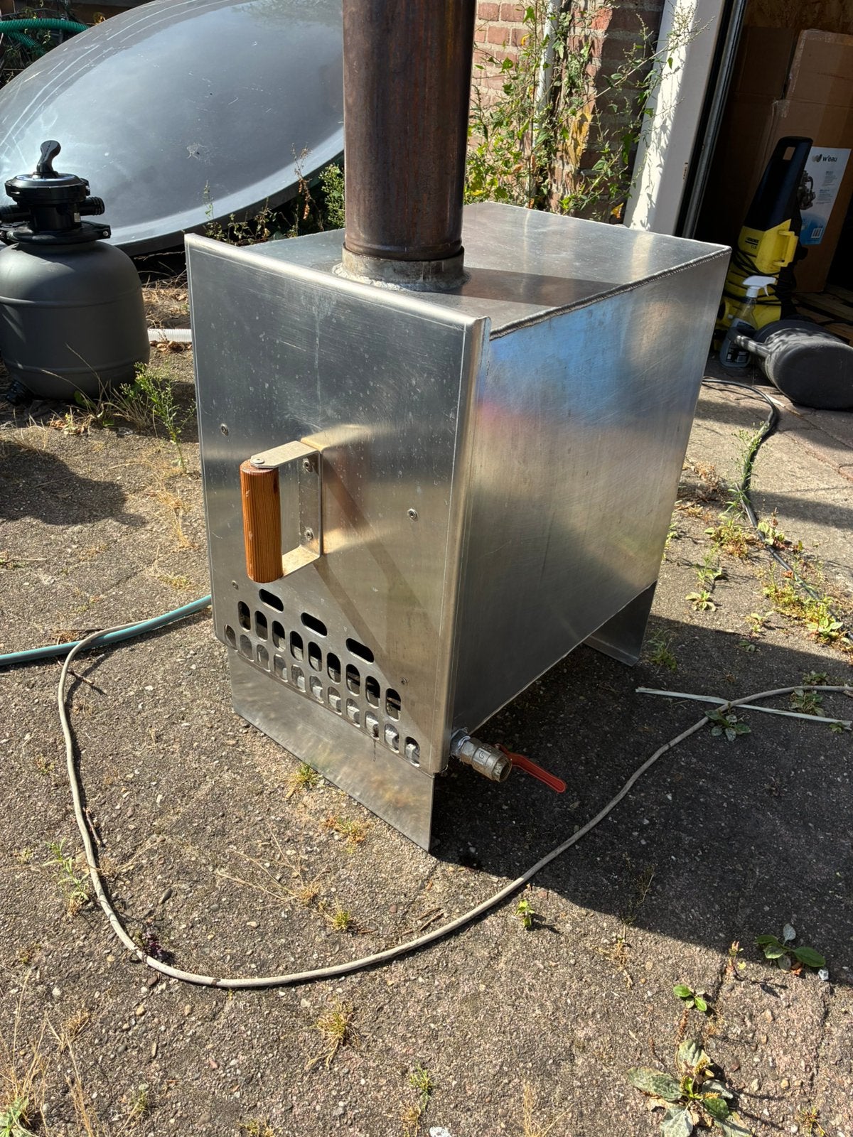 Tweedehandse gebruikte welvaere kachel - zwembad - hottub-, Ophalen, Gebruikt, 7921AE, Fast Fair b.v.