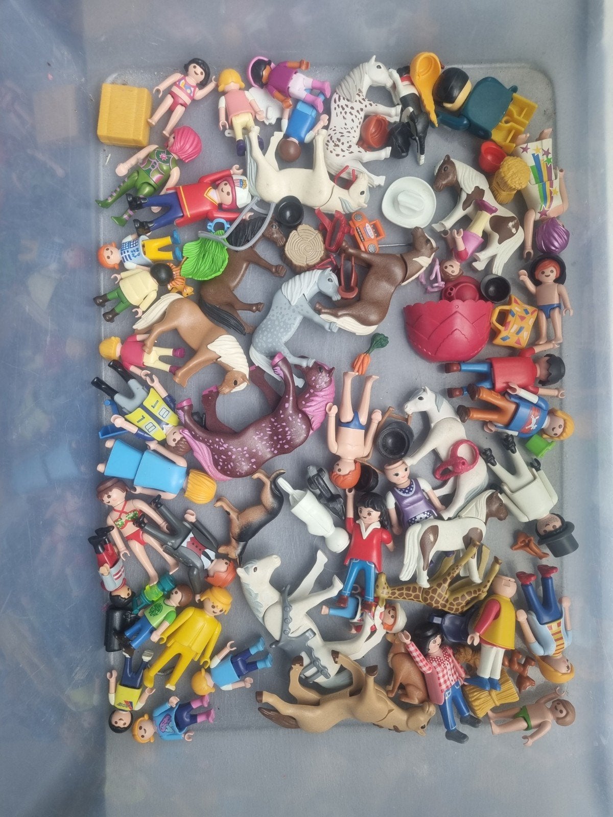 Grote verzameling Playmobil poppetjes en paarden, Ophalen of Verzenden, Gebruikt, Losse onderdelen, Figuren