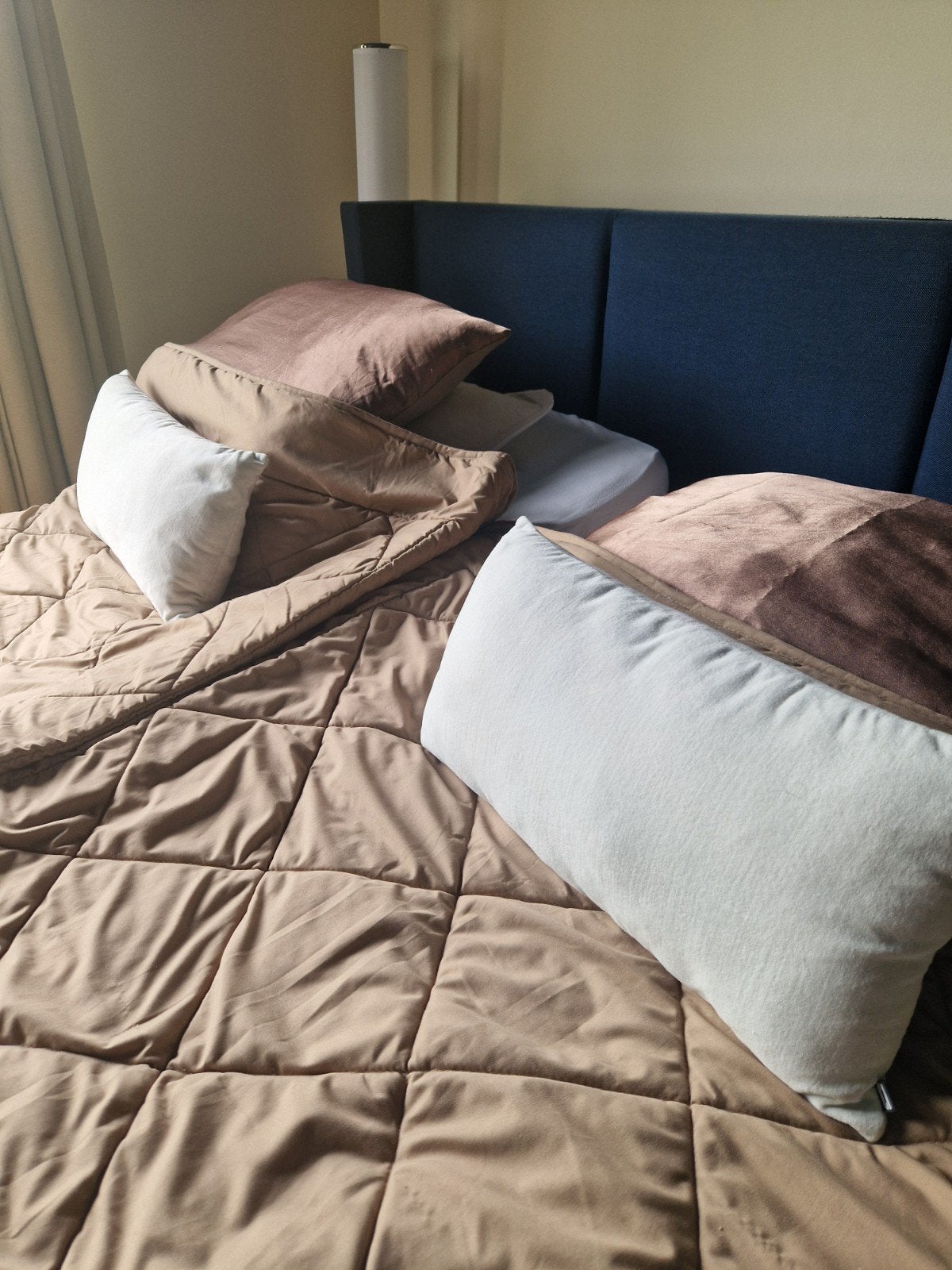 Swiss Sense Boxspring met motor en afstandsbediening, Ophalen, Blauw, 210 cm, Tweepersoons