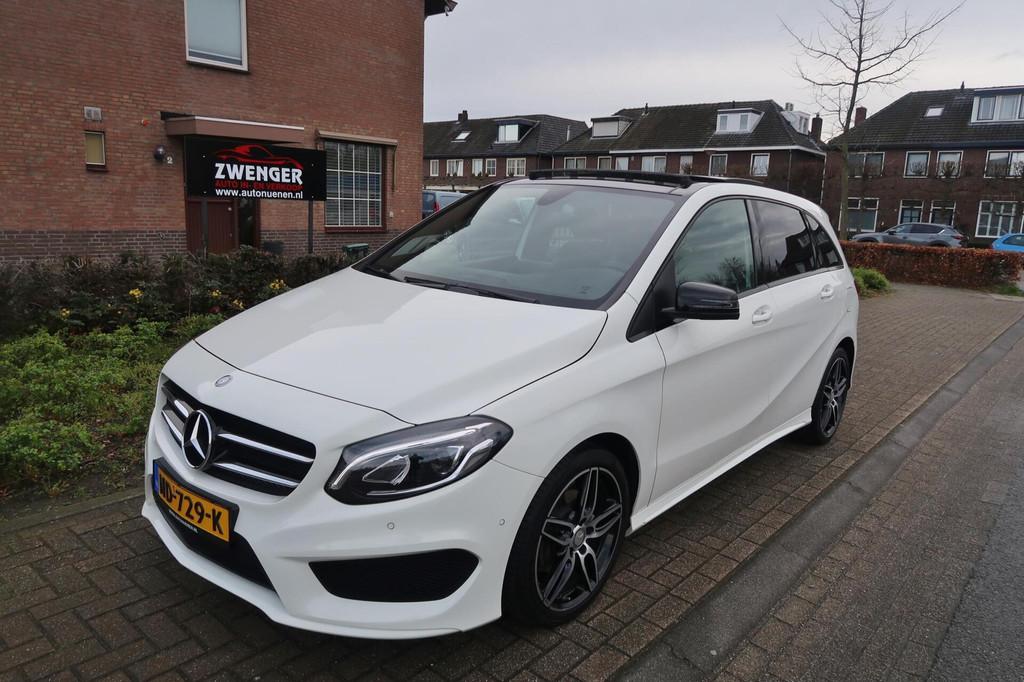 Mercedes B-klasse 180 AMG|PANORAMADAK|FACELIFT|NAVIGATIE|BLU, Auto's, Mercedes-Benz, Voorwielaandrijving, 4 cilinders, Handgeschakeld