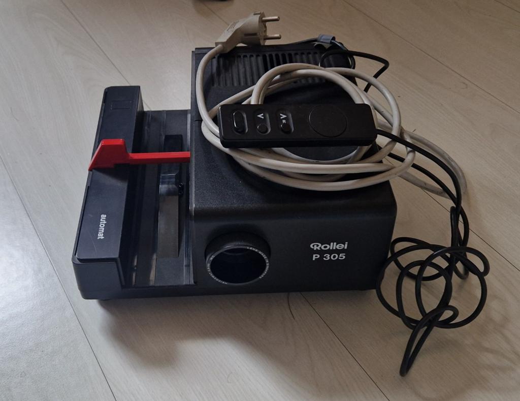 Vintage Diaprojector Rollei P 305, Ophalen of Verzenden