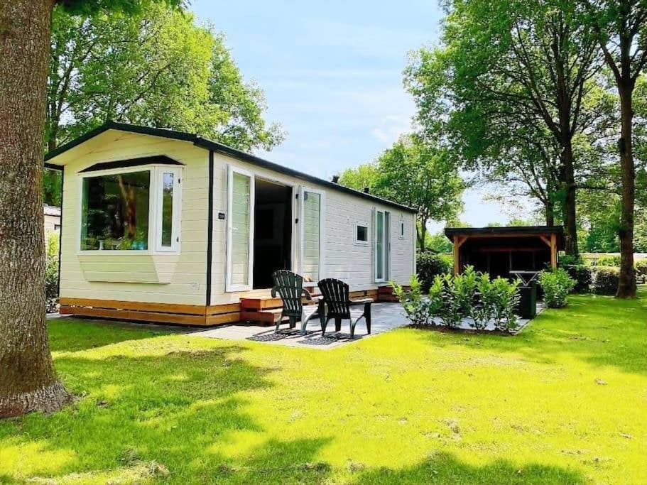 Chalet op camping de pallegarste, In bos, 2 slaapkamers, Tv, Recreatiepark