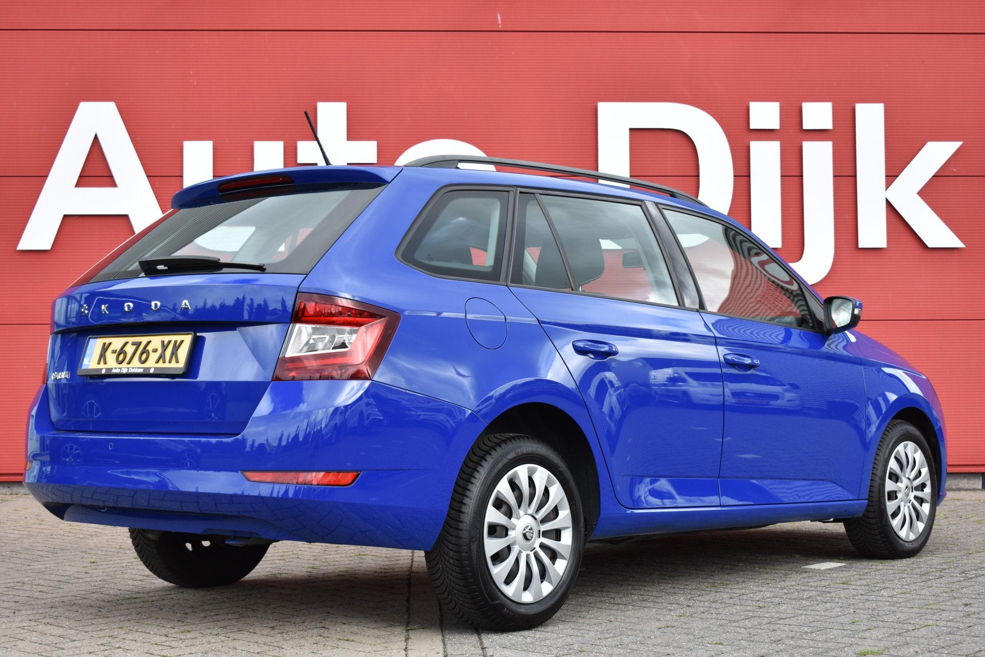 Skoda Fabia Combi 1.0 TSI Ambition LED | Carplay | Navi | Ai, Voorwielaandrijving, Stof, Gebruikt, Blauw