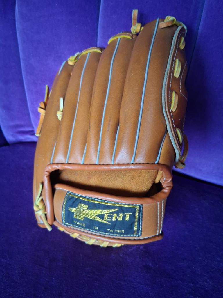 Honkbal handschoen,Kent, Sport en Fitness, Honkbal en Softbal, Ophalen of Verzenden, Zo goed als nieuw, Honkbal, Handschoen