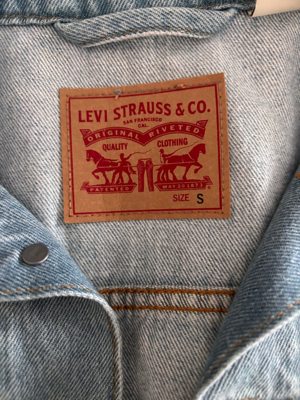 Levi's spijkerjasje maat S, Ophalen of Verzenden, Zo goed als nieuw, Maat 36 (S), Blauw