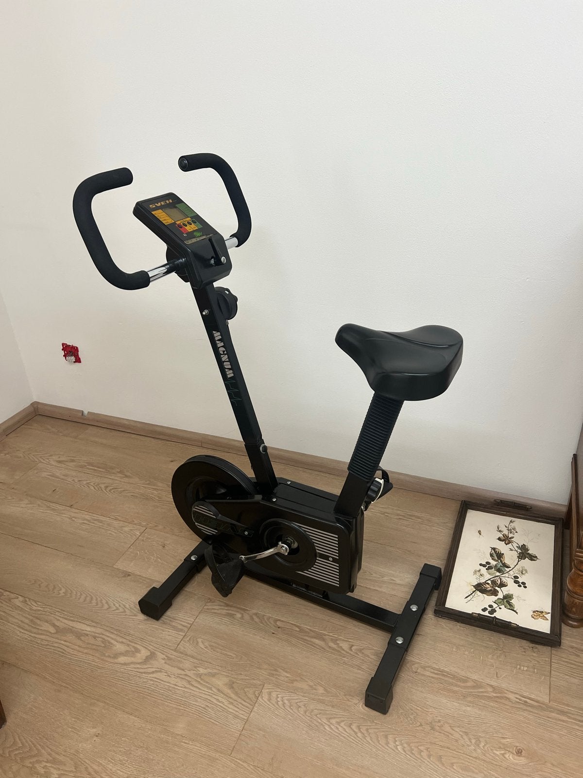 SVEN Magnum Hometrainer - Zo goed als nieuw, Ophalen, Zo goed als nieuw, Metaal, Benen