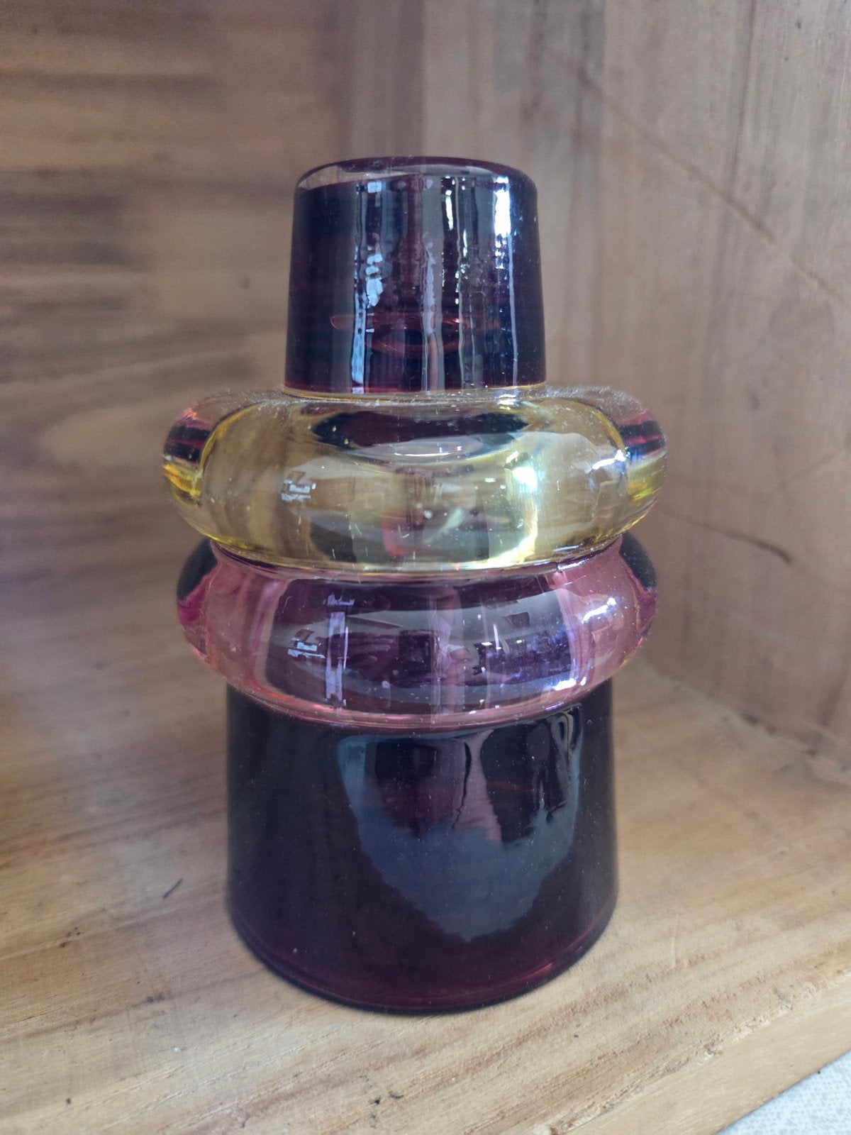 Unieke paarse glazen kaarsenhouder met gekleurde ringen, Ophalen of Verzenden