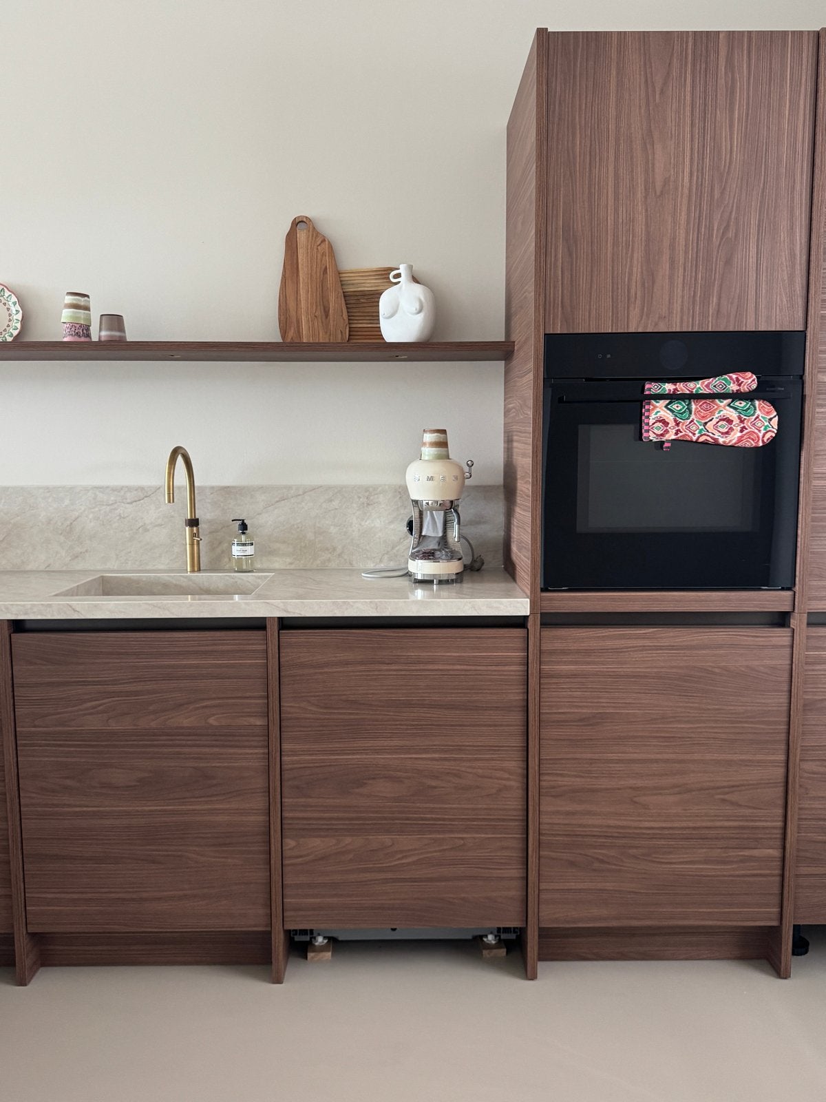 Smeg Espressomachine - Stijlvol en Functioneel, Overige typen, Zo goed als nieuw, Metaal, Smeg
