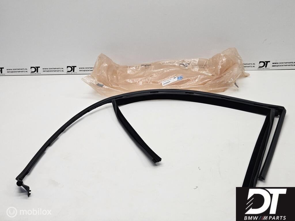 Rear right window guide BMW 7-serie E66 51357008046, Nieuw, Ophalen of Verzenden