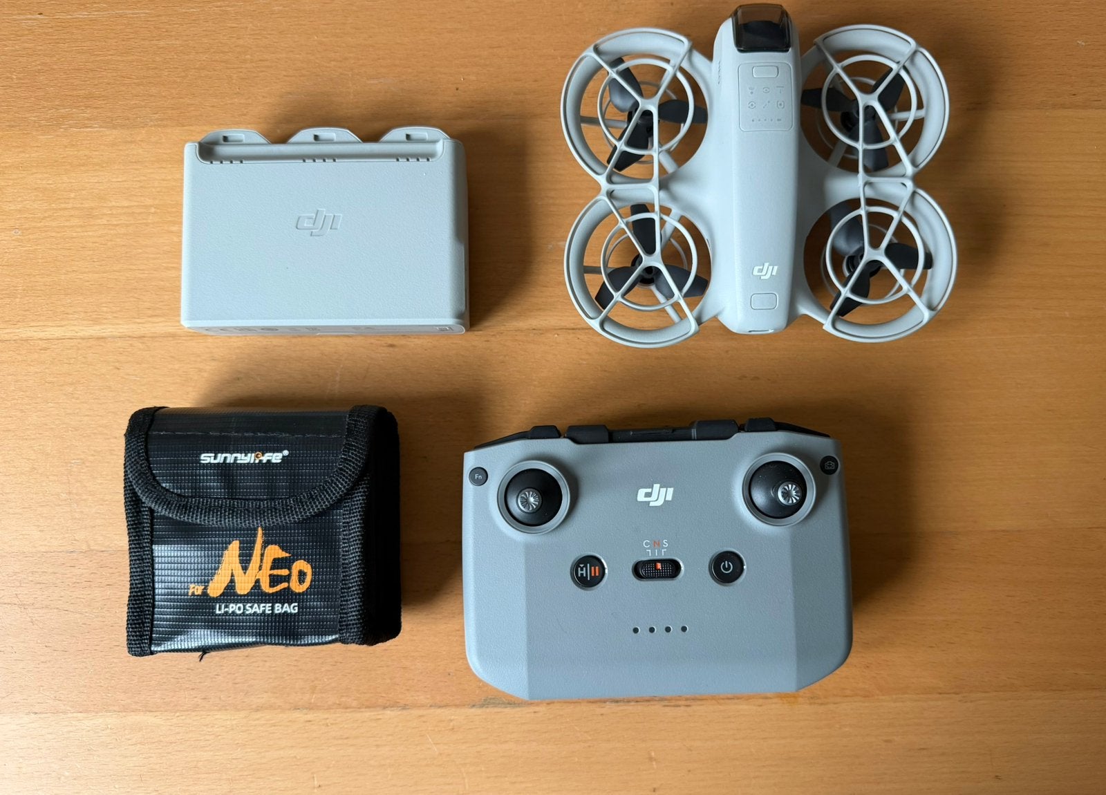 DJI Neo Fly More Combo – 4 accu’s + RC-N3 + extra’, Cameradrone, Zo goed als nieuw, DJI, 1 tot 5 kilometer