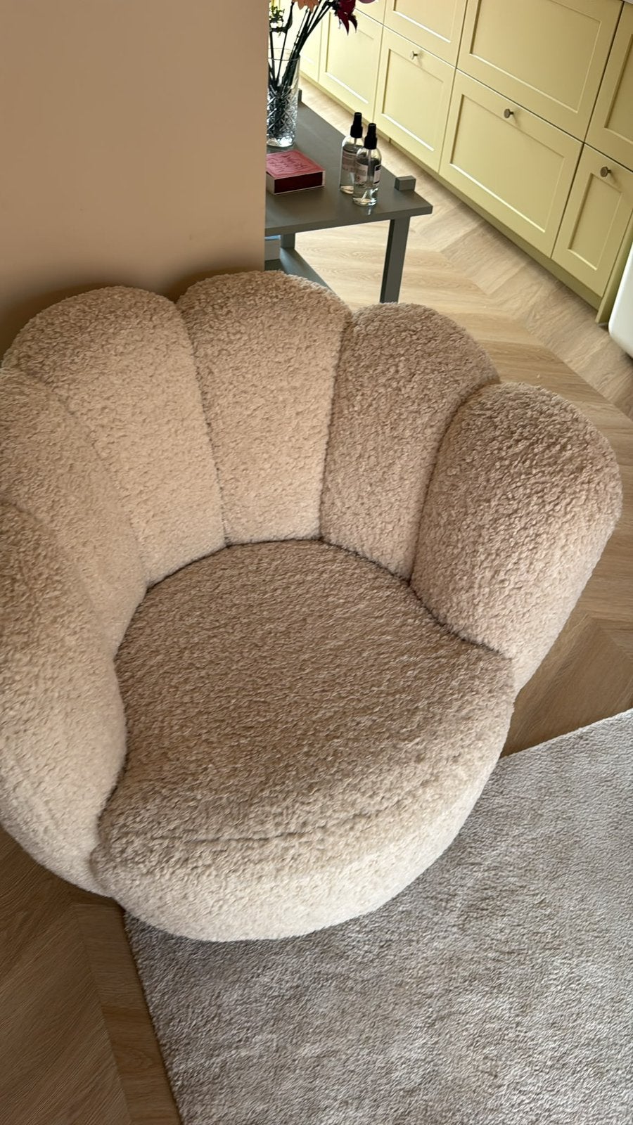 Eichholtz Mirage Swivel Armchair – Bouclé Cream, Ophalen, Zo goed als nieuw