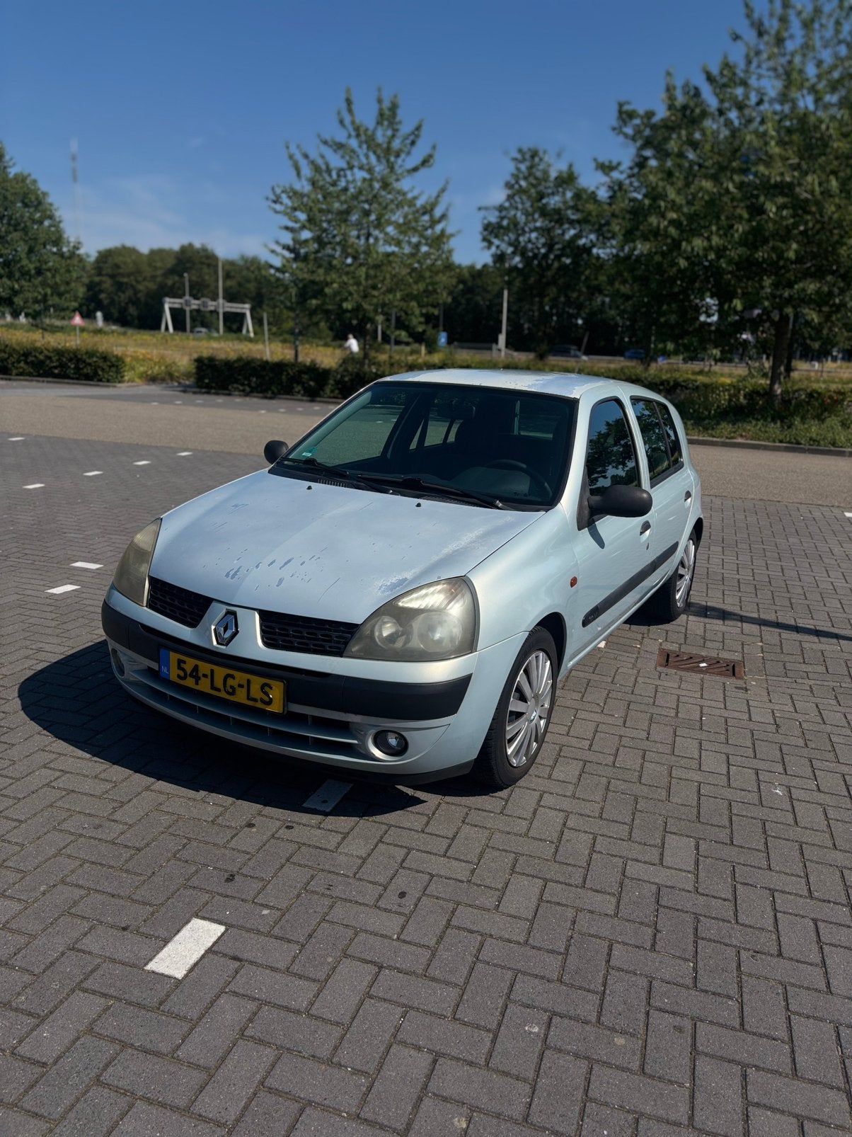 Renault Clio 1.2 16V RN 5DR Euro 2000 2003 Grijs, Auto's, Renault, Voorwielaandrijving, Stof, 74 pk, 31 €/maand