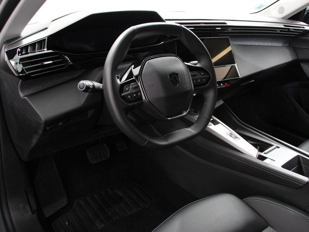 Peugeot 408 1.2 PureTech Allure Pack 130 Autmaat Comfort Pak, Auto's, Peugeot, Gebruikt, 1367 kg, 1199 cc, Leder en Stof
