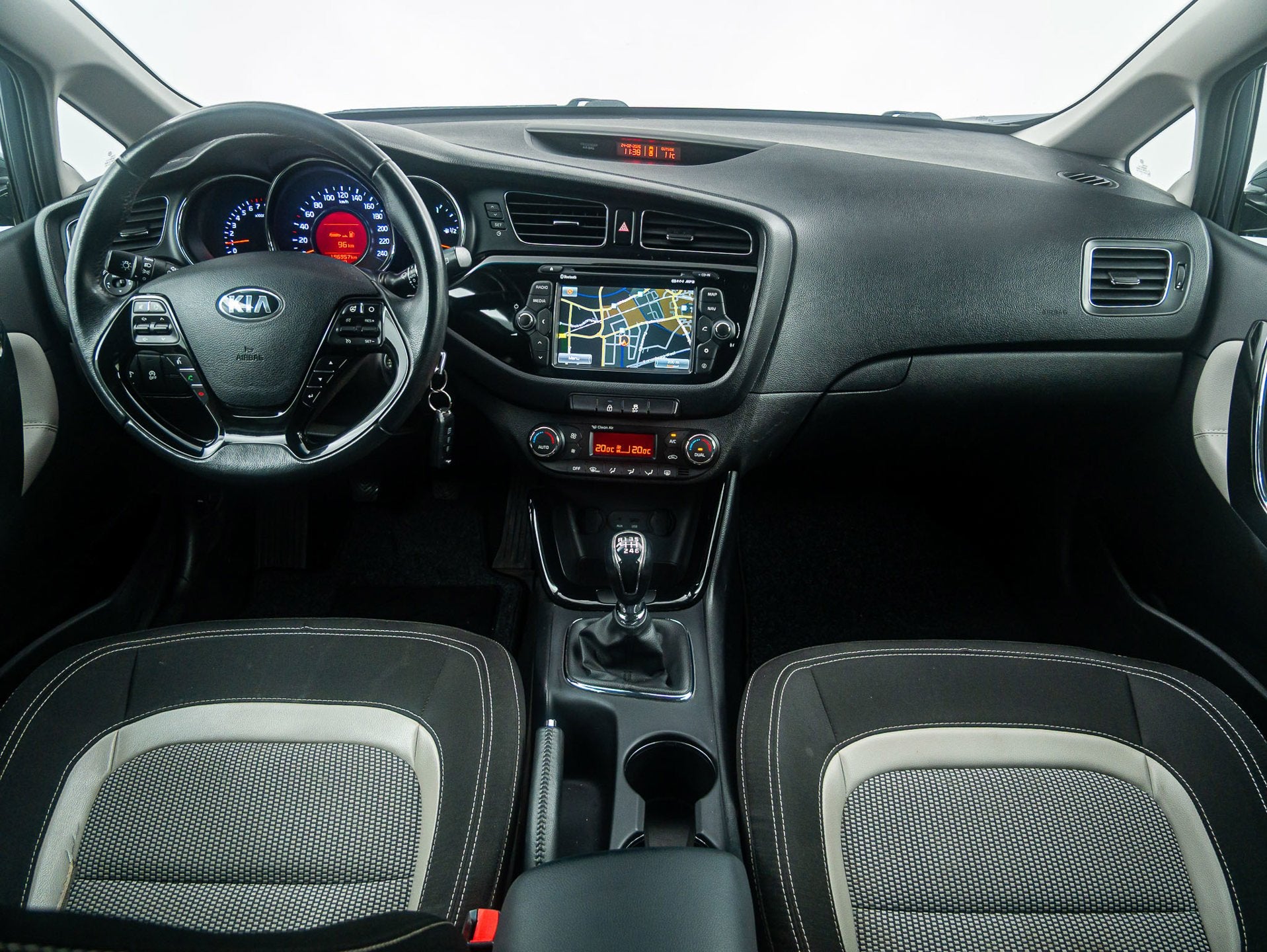 Kia Cee'd 1.6 GDI BusinessLine Camera/Clima/Cruise/Bluetooth, Euro 5, Gebruikt, 4 cilinders, Blauw